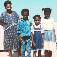 Mother and Children, Vila do Maio